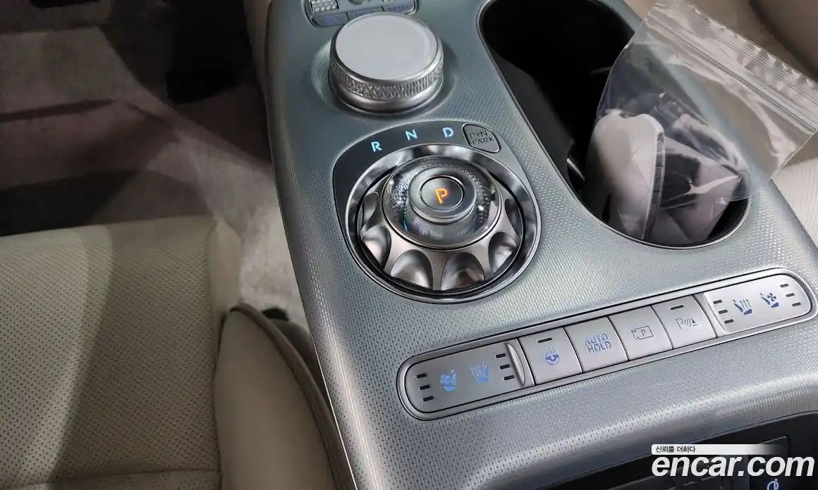 Genesis GV60 2023 0.1 Автомат в Москве № 288970, фото 19