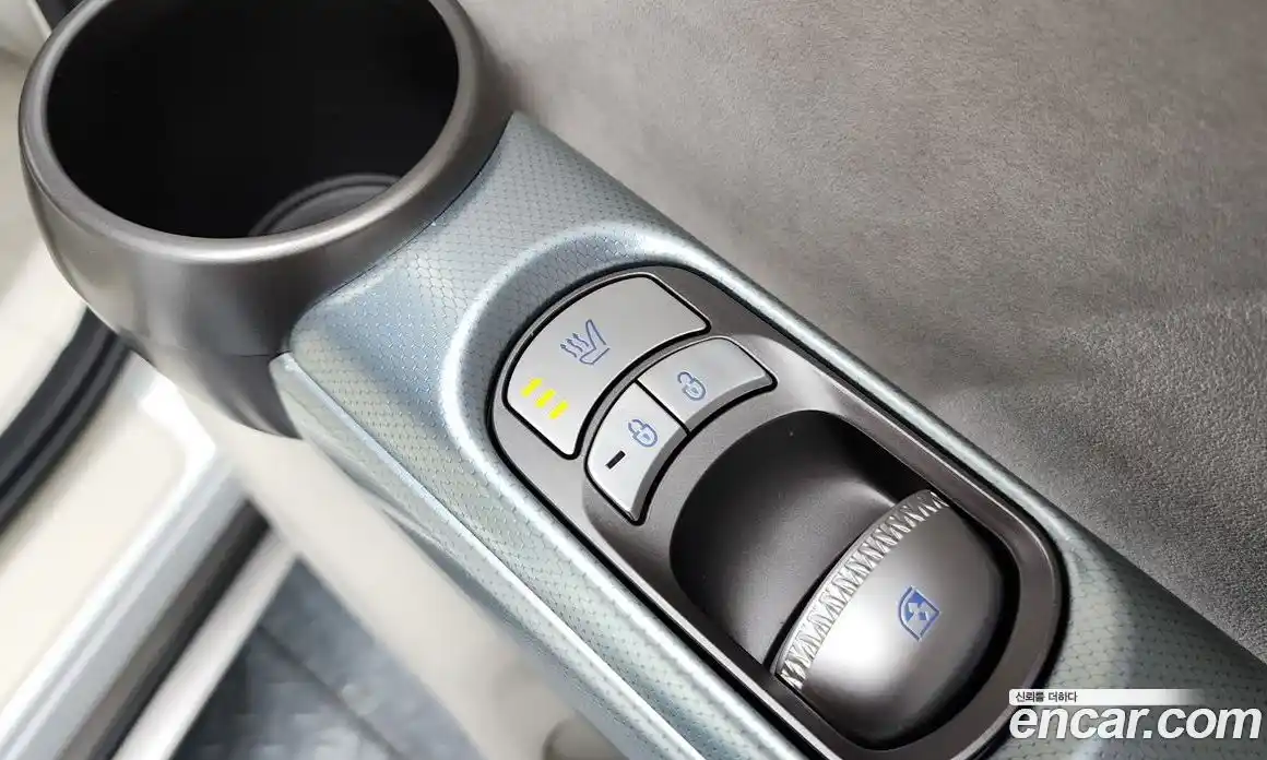 Genesis GV60 2023 0.1 Автомат в Москве № 288970, фото 4