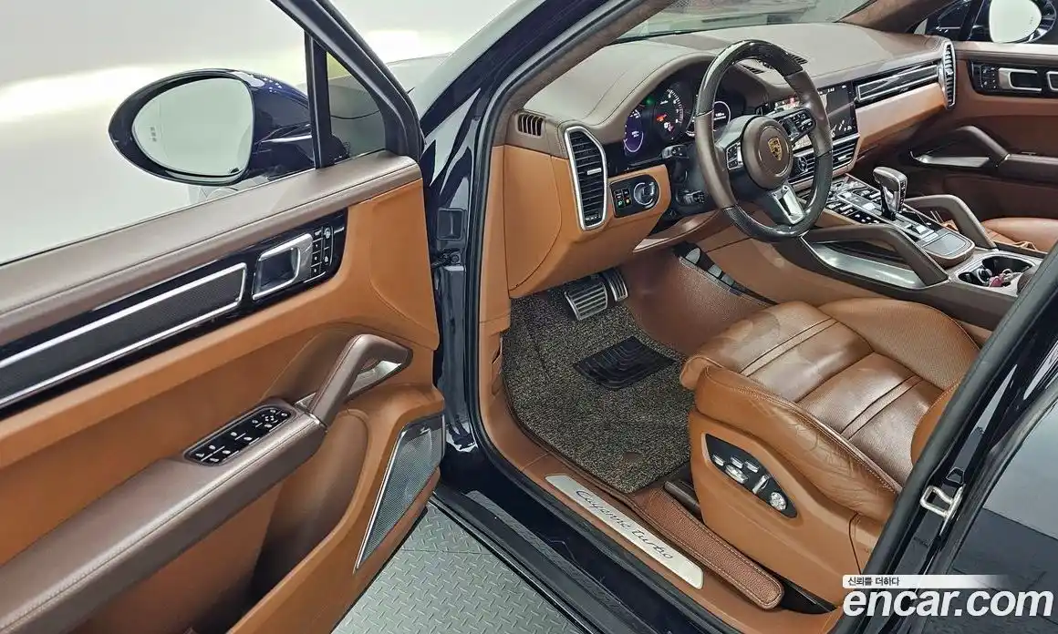 Porsche Cayenne 2021 4.0 Автомат в Москве № 294103, фото 11