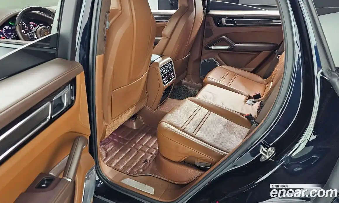 Porsche Cayenne 2021 4.0 Автомат в Москве № 294103, фото 12