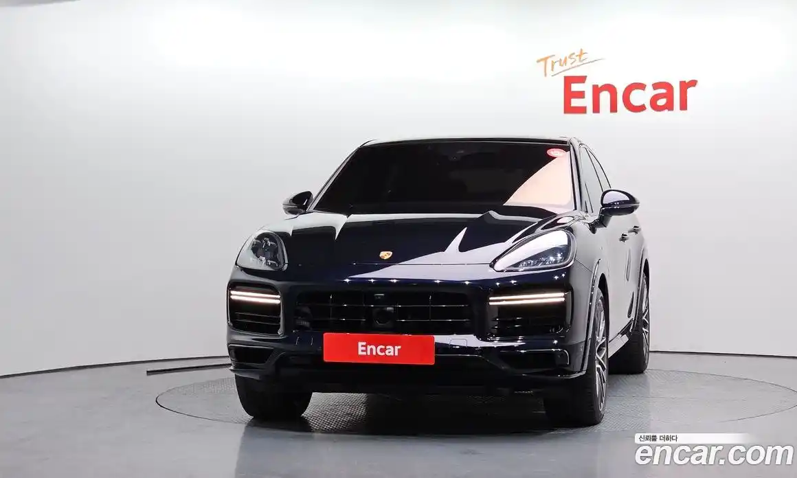 Porsche Cayenne 2021 4.0 Автомат в Москве № 294103, фото 3