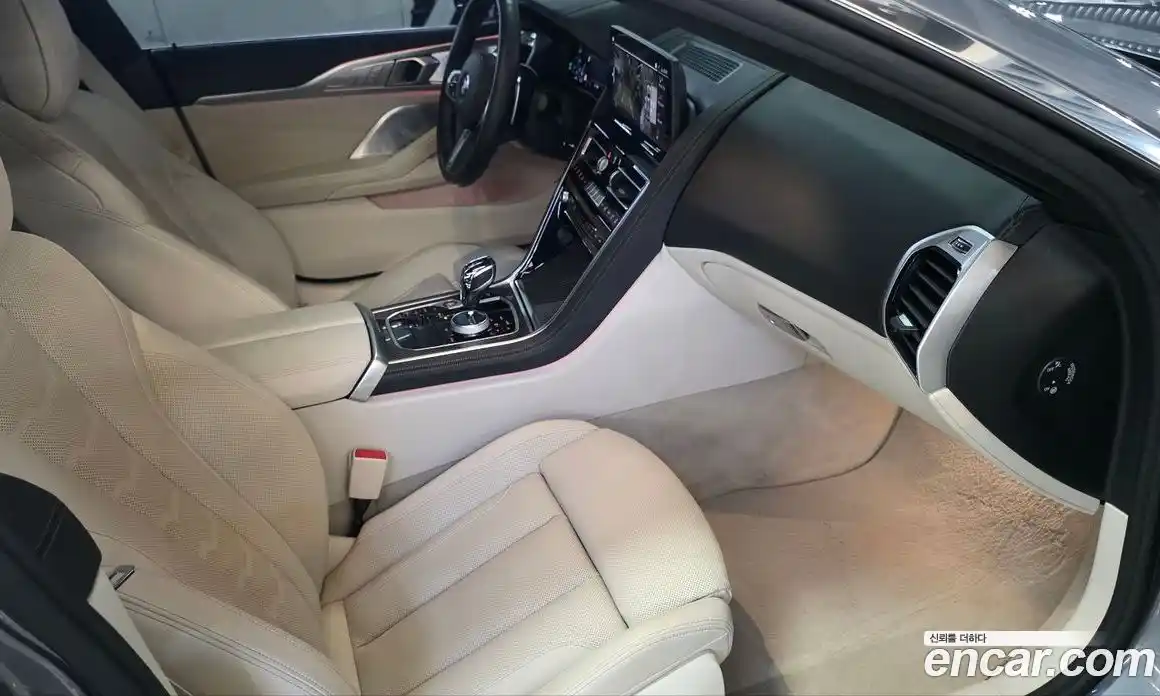 BMW 8-Series 2024 4.4 Автомат в Москве № 302600, фото 16