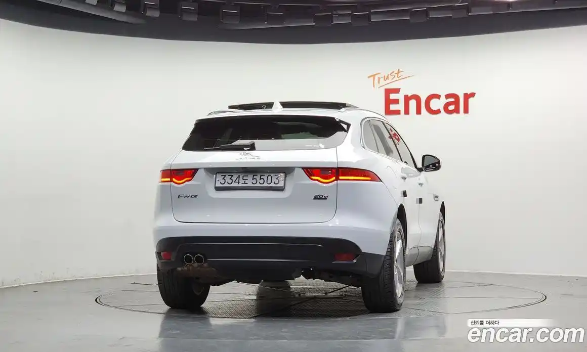 Jaguar F-Pace 2019 2.0 Автомат в Москве № 305050, фото 4