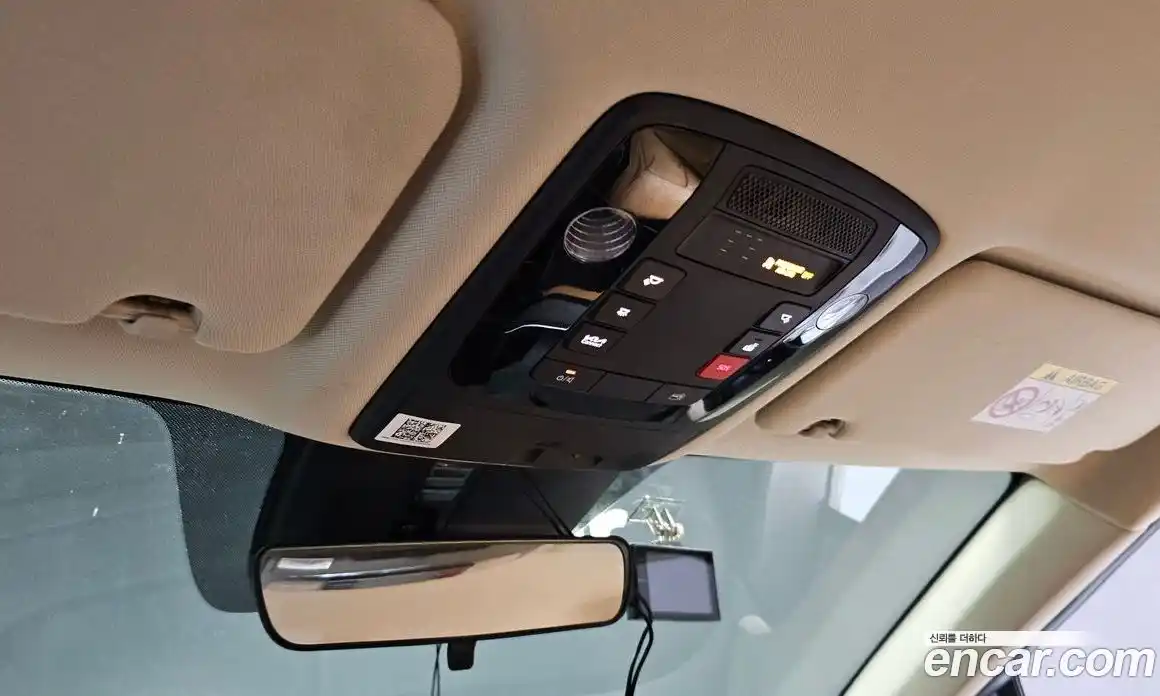 Kia Canival 2023 3.5 Автомат в Москве № 307967, фото 9