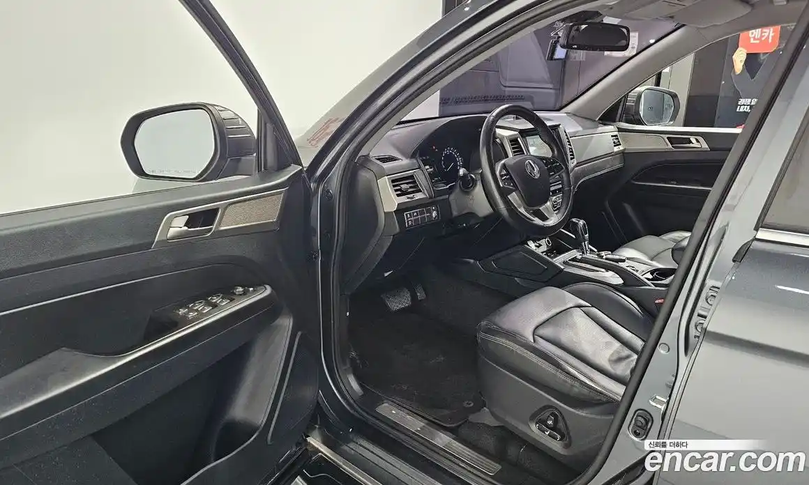 SsangYong Rexton 2018 2.2 Автомат в Москве № 32425, фото 4