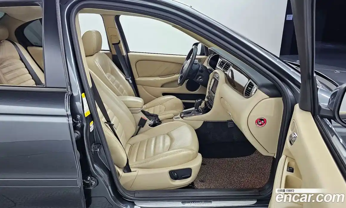 Jaguar X-TYPE 2009 2.2 Автомат в Москве № 331532, фото 13