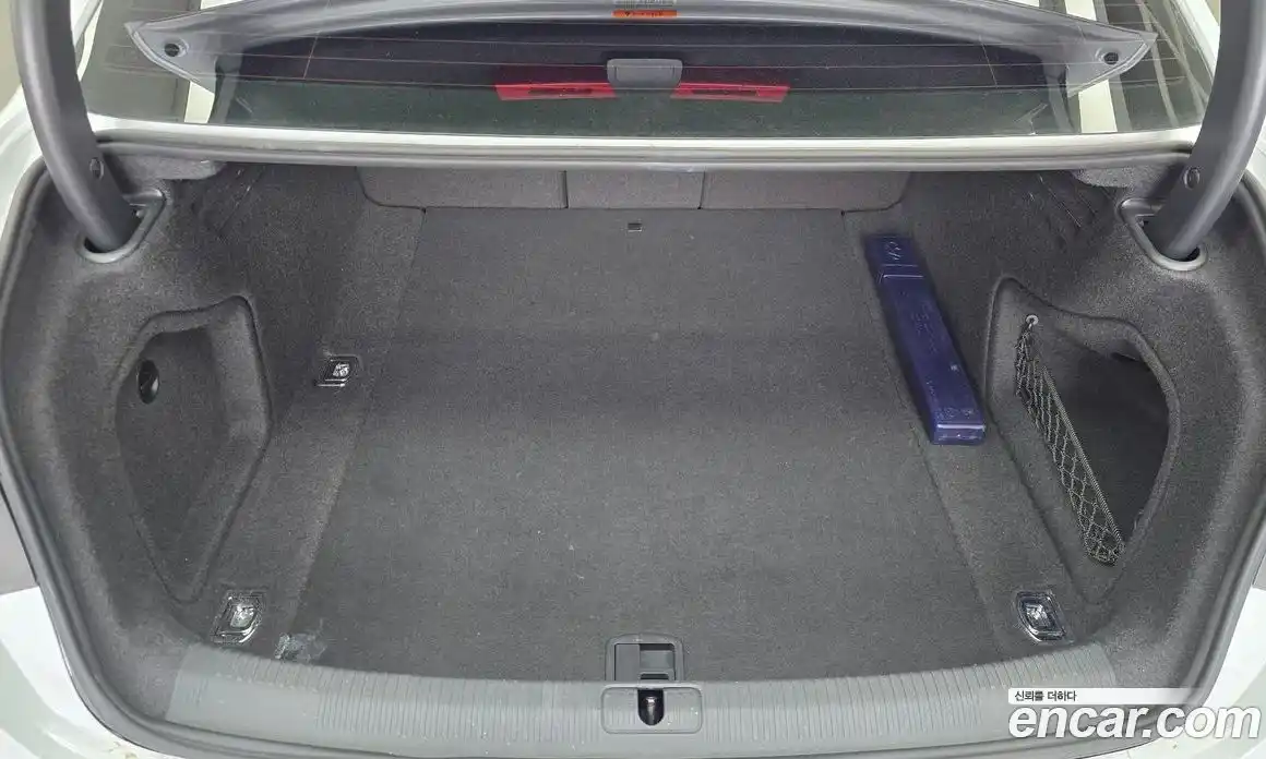 Audi A4 2018 2.0 Автомат в Москве № 343600, фото 16