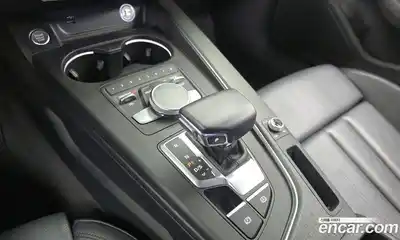 Audi A4 2018 2.0 Автомат в Москве № 343600, миниатюра 2