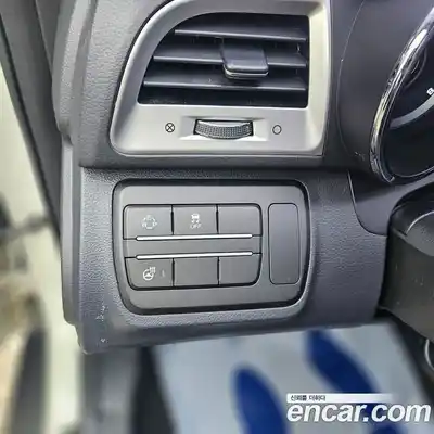 SsangYong TIBOLI 2015 1.6 Автомат в Москве № 34383, миниатюра 7