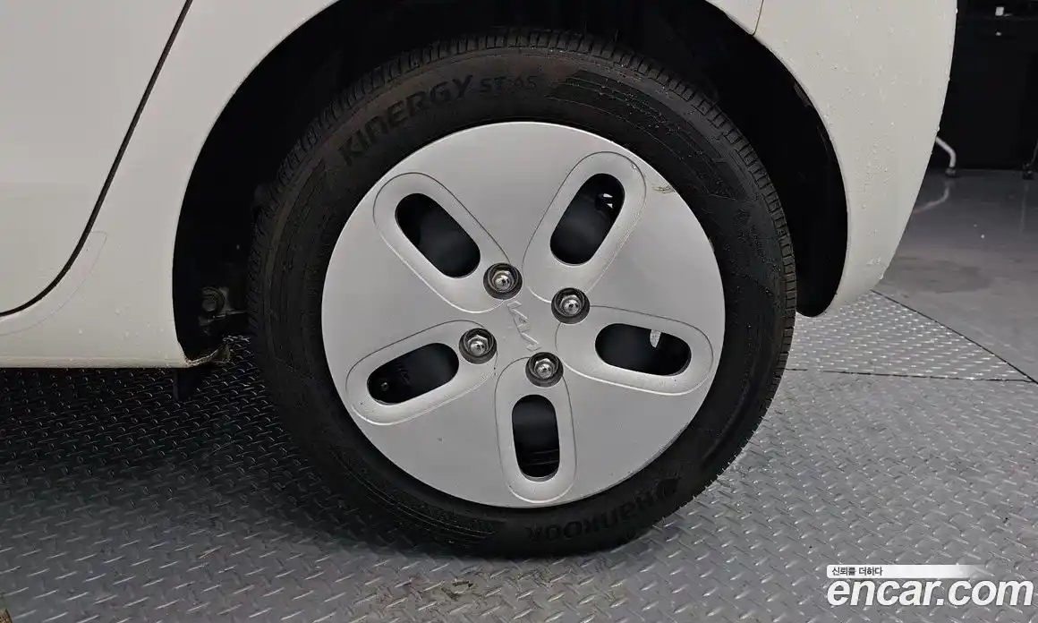 Kia Ray 2023 1.0 Автомат в Москве № 363270, фото 5