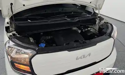 Kia Ray 2023 1.0 Автомат в Москве № 363270, миниатюра 6