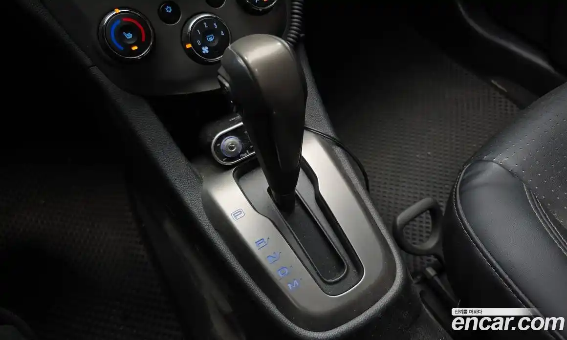 Chevrolet Aveo 2012 1.6 Автомат в Москве № 36832, фото 9