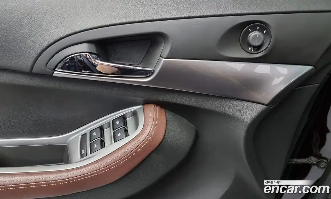 Chevrolet Orlando 2014 2.0 Автомат в Москве № 36898, фото 13