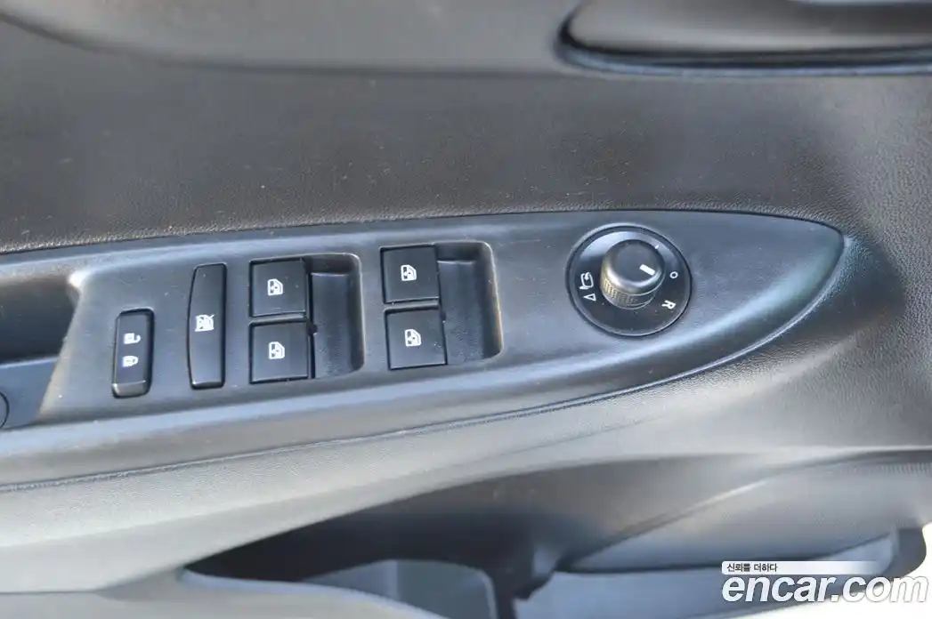 Chevrolet Spark 2017 1.0 Автомат в Москве № 37633, фото 13