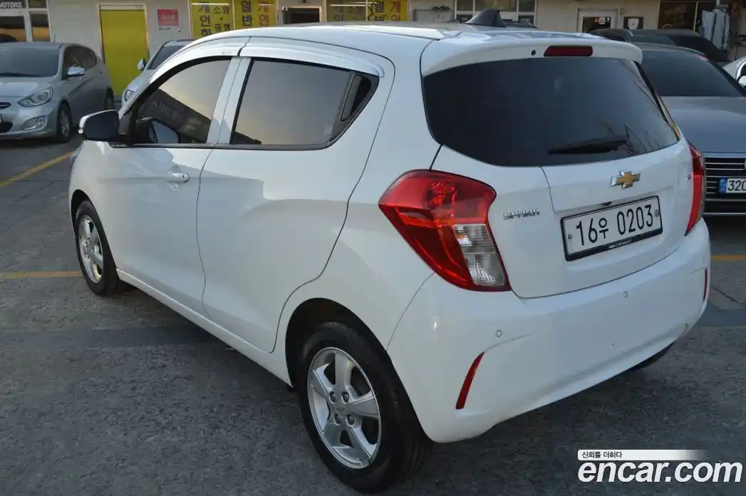 Chevrolet Spark 2017 1.0 Автомат в Москве № 37633, фото 3