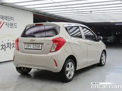 Chevrolet Spark 2016 1.0 Автомат в Москве № 396960, миниатюра 2