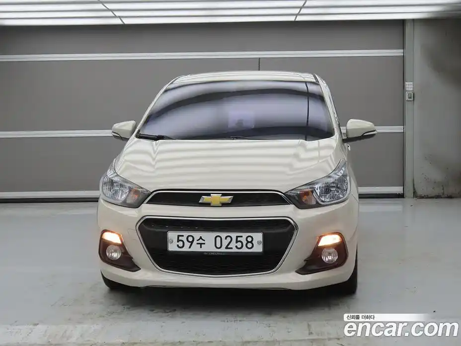 Chevrolet Spark 2016 1.0 Автомат в Москве № 396960, фото 3
