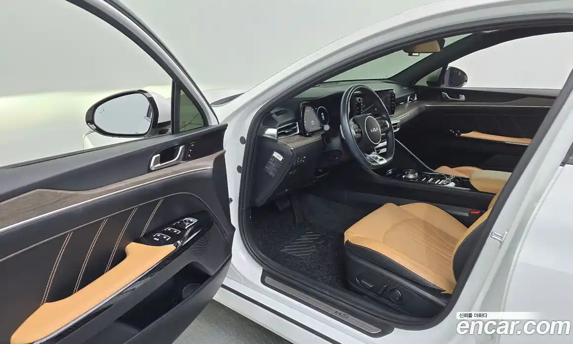 Kia K5 2023 1.6 Автомат в Москве № 401217, фото 10