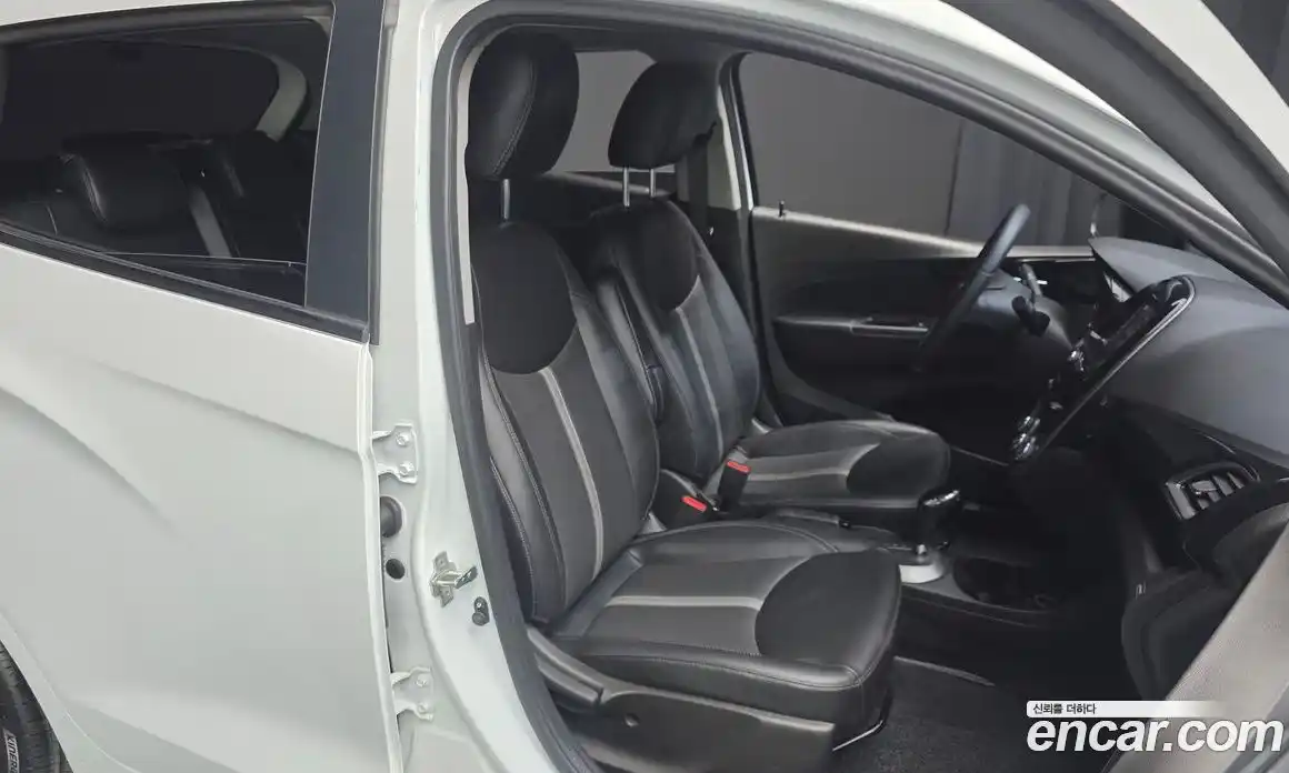 Chevrolet Spark 2019 1.0 Автомат в Москве № 40764, фото 17