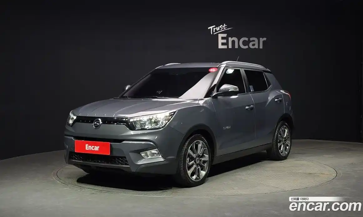 SsangYong TIBOLI 2016 1.6 Автомат в Москве № 421350, фото 1