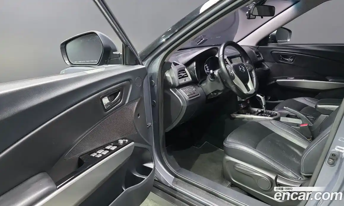 SsangYong TIBOLI 2016 1.6 Автомат в Москве № 421350, фото 11