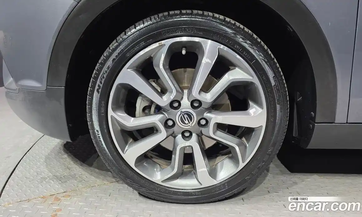 SsangYong TIBOLI 2016 1.6 Автомат в Москве № 421350, фото 5