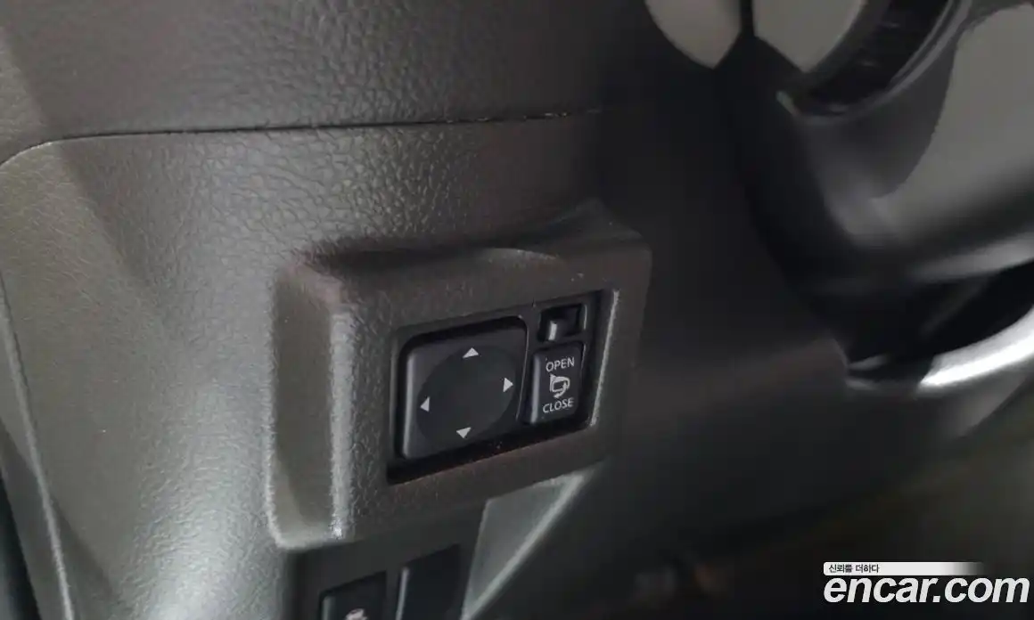 Nissan Cube 2011 1.8 Автомат в Москве № 433794, фото 14