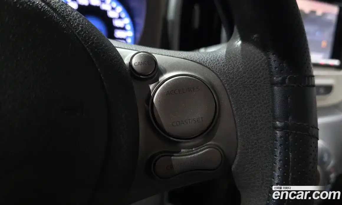 Nissan Cube 2011 1.8 Автомат в Москве № 433794, фото 16