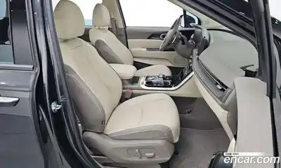 Kia Canival 2023 3.5 Автомат в Москве № 451013, миниатюра 10