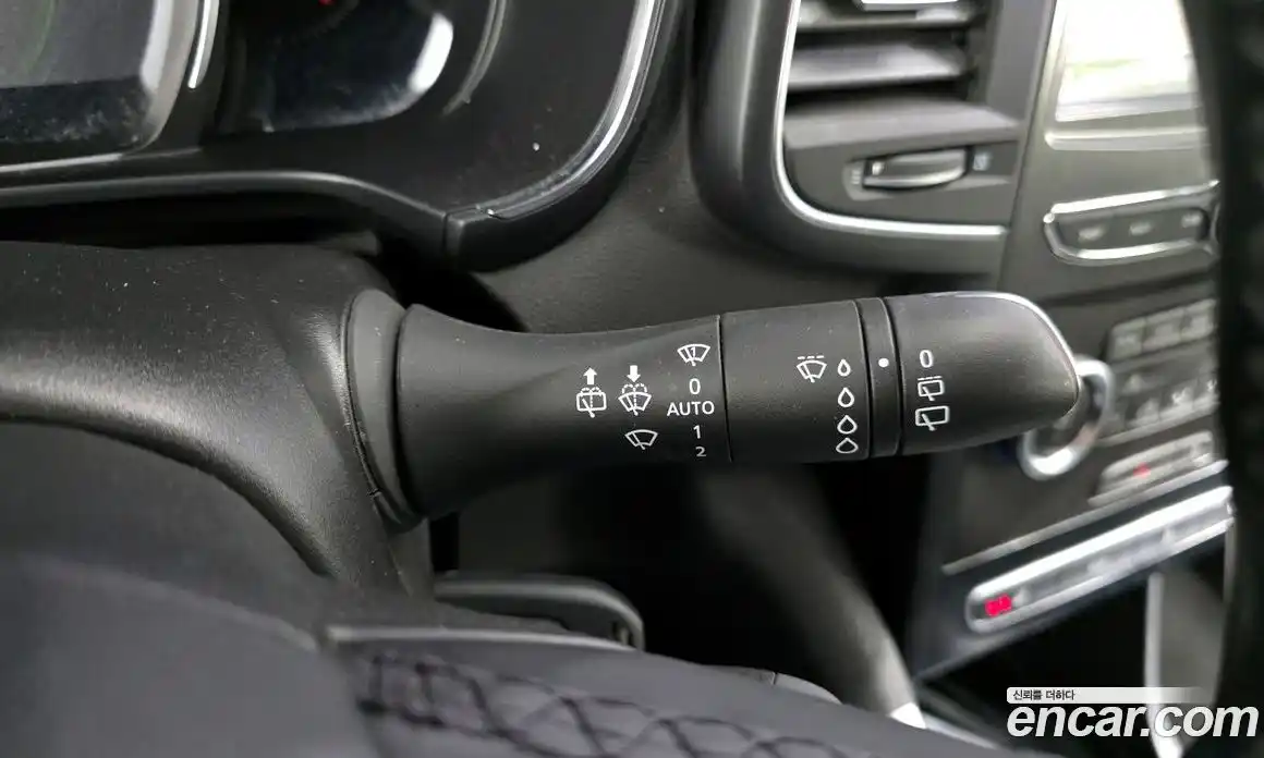 Renault QM6 2018 2.0 Автомат в Москве № 462973, фото 17