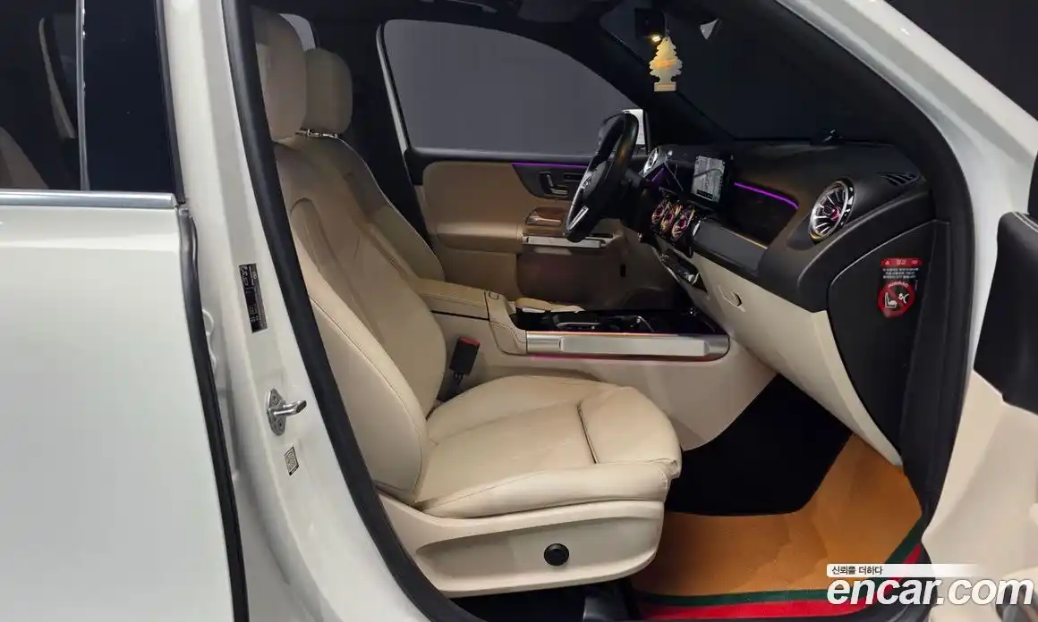 Mercedes-Benz GLB-Class 2021 2.0 Автомат в Москве № 467059, фото 11