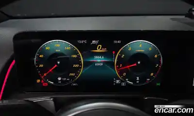 Mercedes-Benz GLB-Class 2021 2.0 Автомат в Москве № 467059, миниатюра 8