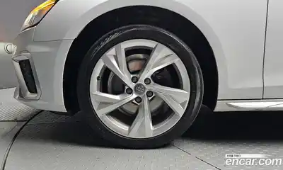 Audi A4 2020 2.0 Автомат в Москве № 469221, миниатюра 5