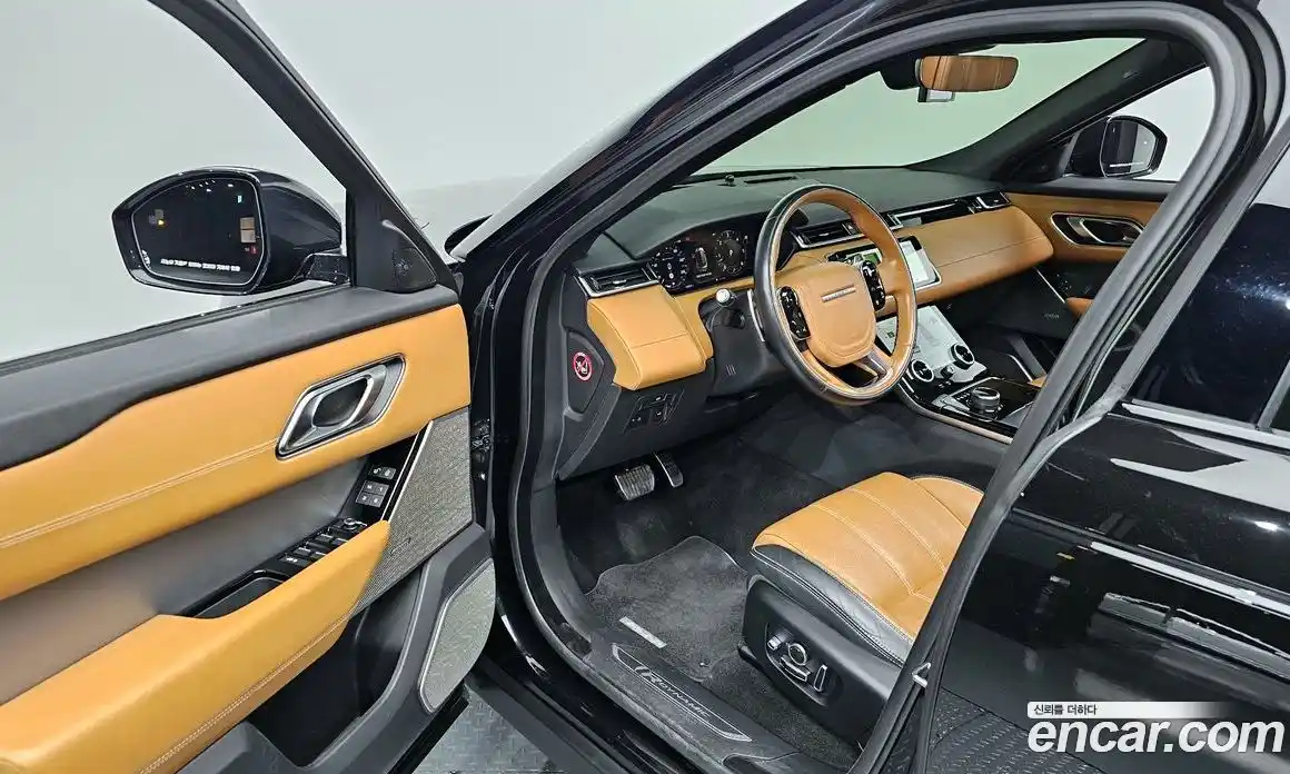 Land Rover Range-Rover Velar 2019 3.0 Автомат в Москве № 471294, фото 11