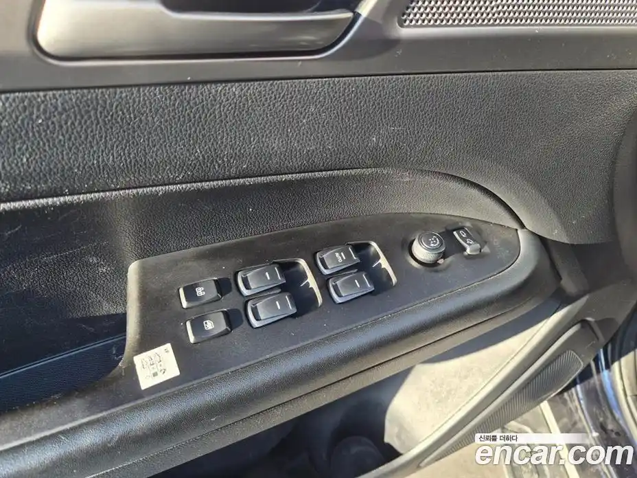 SsangYong Rexton 2018 2.2 Автомат в Москве № 491511, фото 15