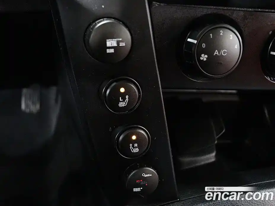 SsangYong Korando 2015 2.0 Автомат в Москве № 491549, фото 11