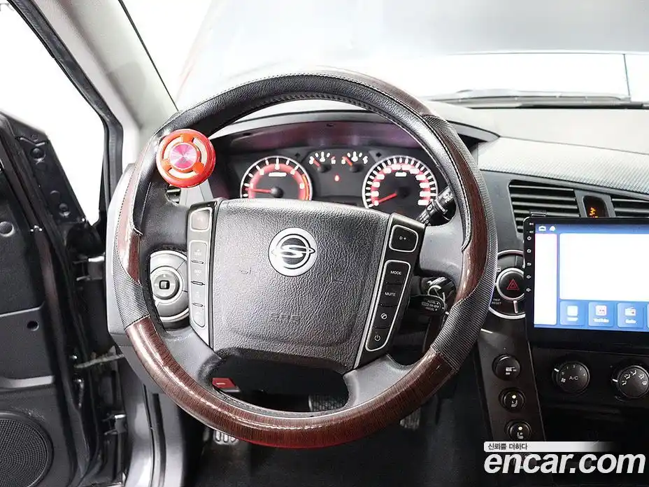 SsangYong Korando 2015 2.0 Автомат в Москве № 491549, фото 16