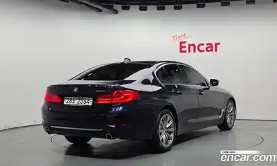 BMW 5-Series 2019 2.0 Автомат в Москве № 492070, миниатюра 2
