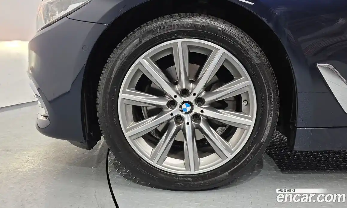 BMW 5-Series 2019 2.0 Автомат в Москве № 492070, фото 5