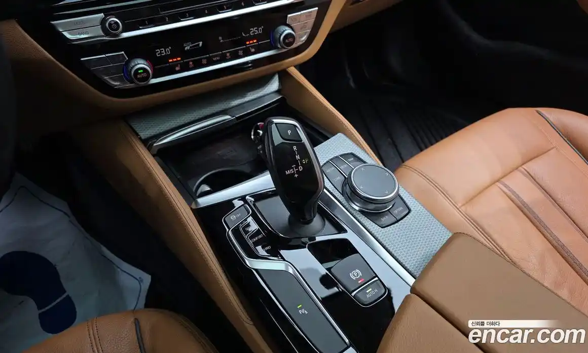 BMW 5-Series 2019 2.0 Автомат в Москве № 492070, фото 9