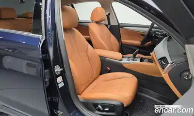 BMW 5-Series 2019 2.0 Автомат в Москве № 492070, миниатюра 10
