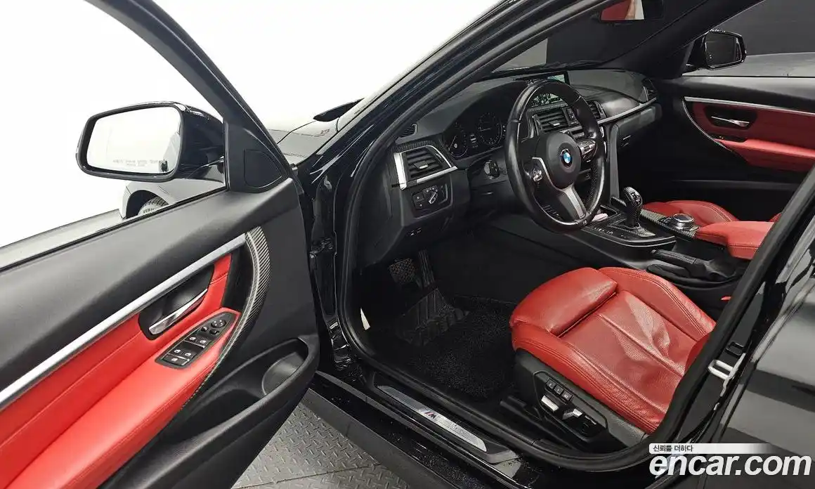BMW 3-Series 2018 2.0 Автомат в Москве № 493403, фото 11