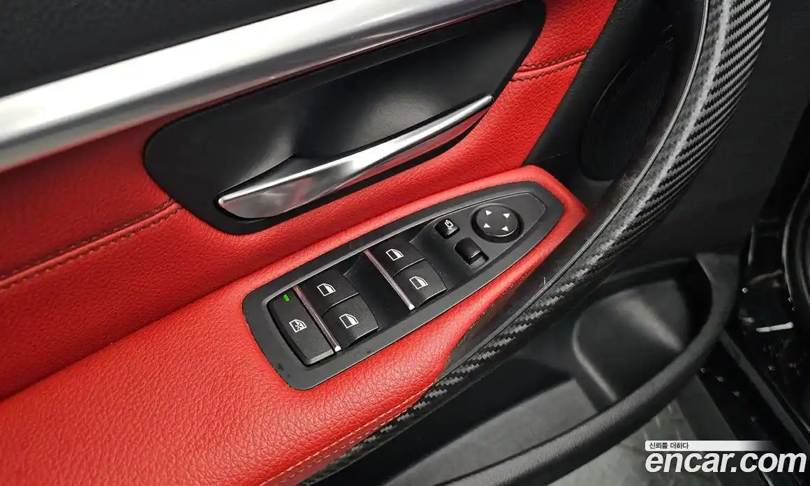 BMW 3-Series 2018 2.0 Автомат в Москве № 493403, фото 17