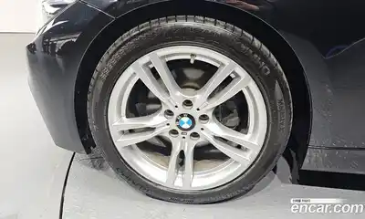 BMW 3-Series 2018 2.0 Автомат в Москве № 493403, миниатюра 5