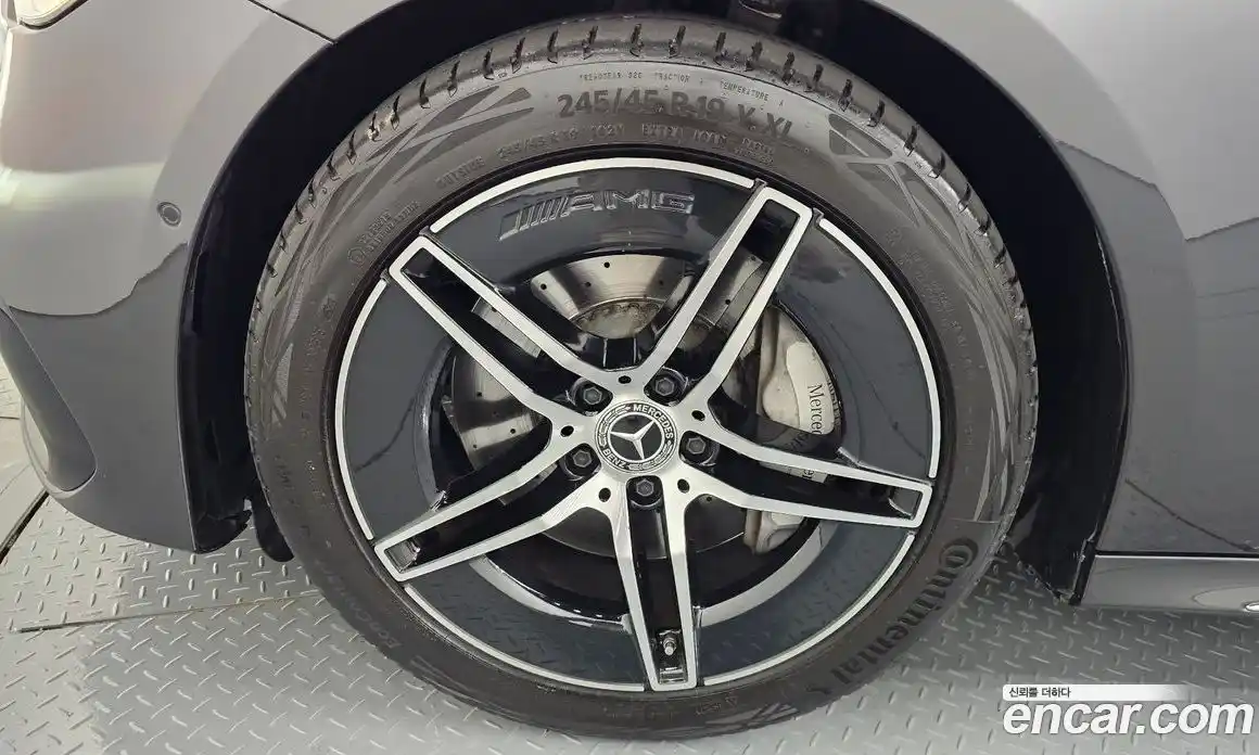 Mercedes-Benz E-Class 2024 2.0 Автомат в Москве № 494175, фото 5