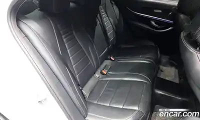 Mercedes-Benz E-Class 2017 1.9 Автомат в Москве № 495765, миниатюра 12