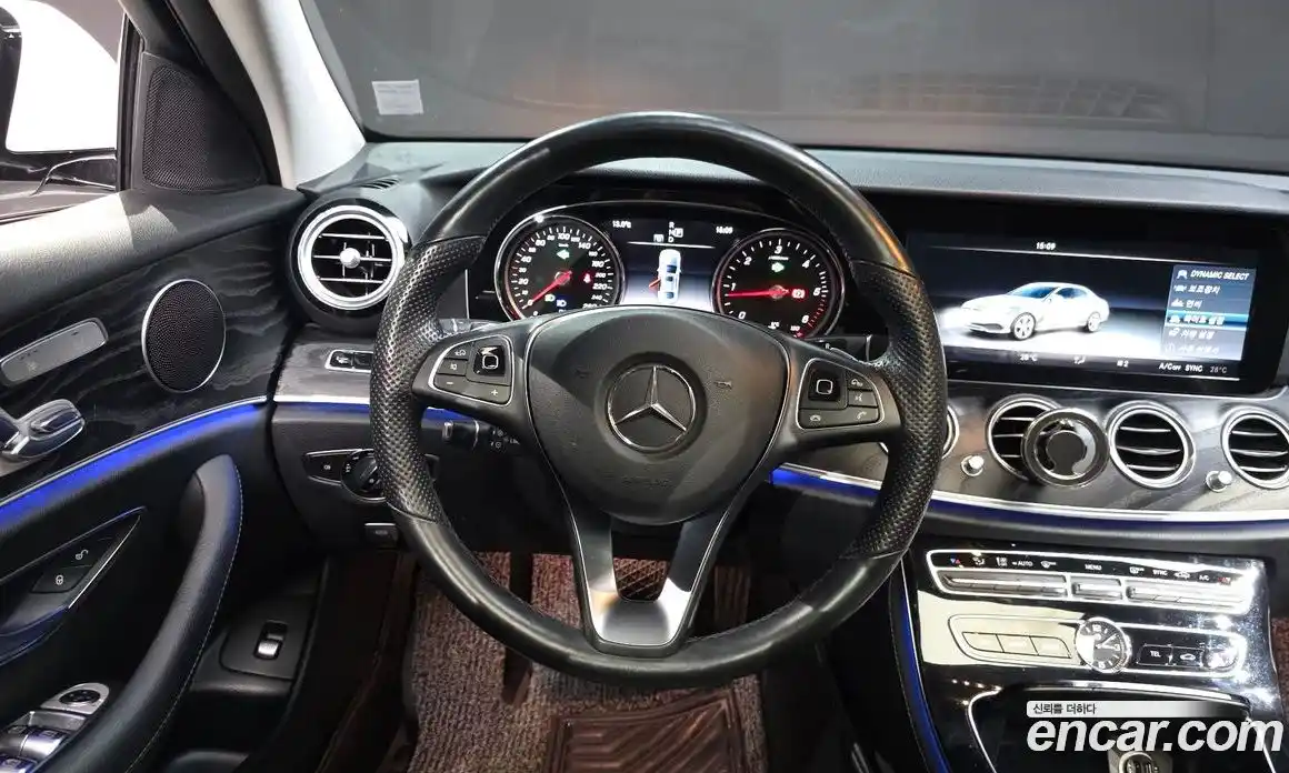 Mercedes-Benz E-Class 2017 1.9 Автомат в Москве № 495765, фото 13