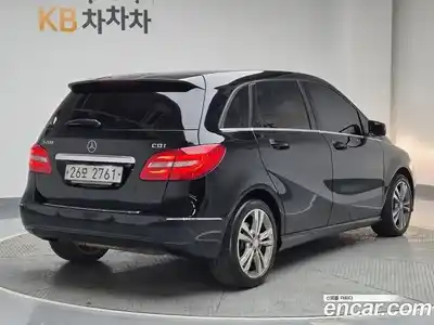 Mercedes-Benz B-Class 2015 1.8 Автомат в Москве № 495938, миниатюра 3