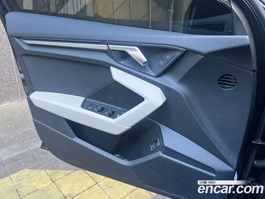 Audi A3 2023 2.0 Автомат в Москве № 497196, фото 12