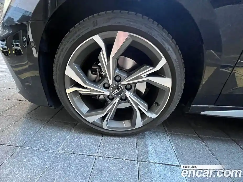 Audi A3 2023 2.0 Автомат в Москве № 497196, фото 5